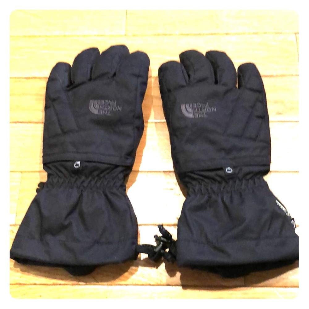 North Face youth large ski gloves